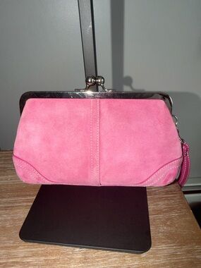 Coach Vintage Suede Kisslock